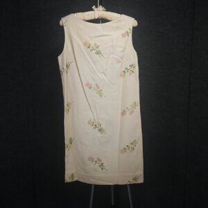 1960's Vintage Cream Wool Rose Embroidered Shift by Sportempos